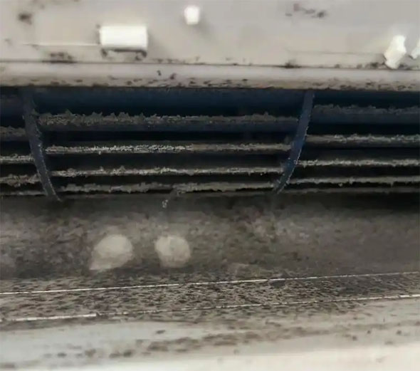 巢湖空调吹的风有股烧焦味是怎么回事